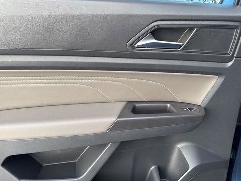 Certified 2023 Volkswagen Atlas Cross Sport SE w/ Black Wheel Package image 12