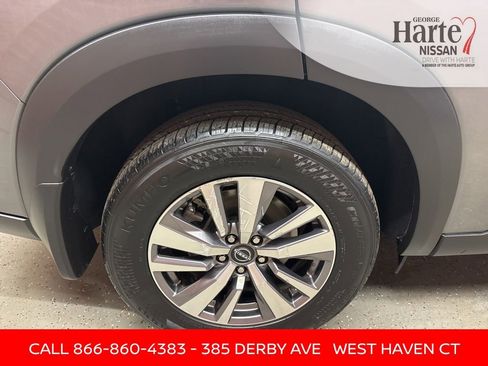 Certified 2023 Nissan Pathfinder SL image 51