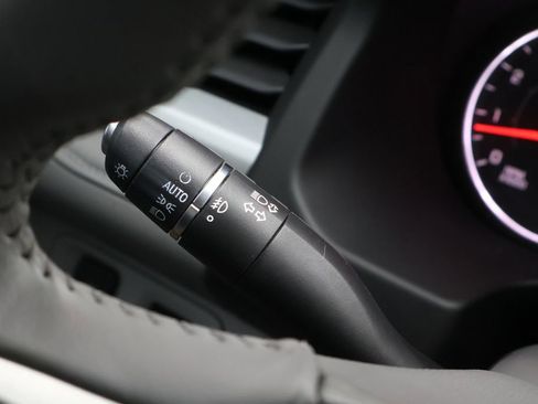 Used 2019 GMC Acadia SLE w/ Driver Alert Package I image 23