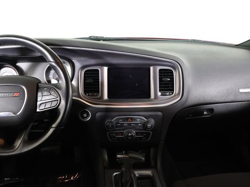 Used 2020 Dodge Charger SXT w/ Cold Weather Package image 33