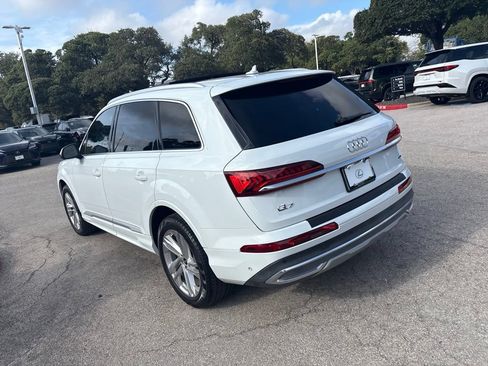Used 2022 Audi Q7 3.0T Premium Plus w/ Premium Plus Package AWD/4WD image 3