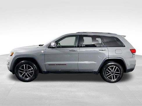 Used 2021 Jeep Grand Cherokee Trailhawk w/ Trailhawk Luxury Group AWD/4WD image 10