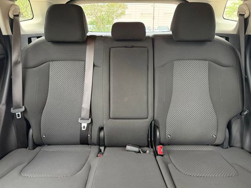 Used 2025 Kia Sportage LX FWD image 38