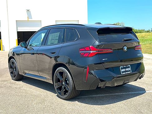 New 2026 BMW X3 xDrive30i w/ Premium Package AWD/4WD image 6