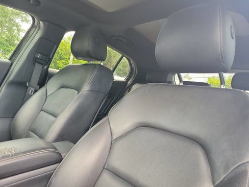 Used 2019 Mercedes-Benz GLA 250 image 25