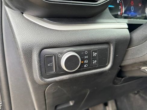 Used 2020 Ford Explorer XLT AWD/4WD image 21