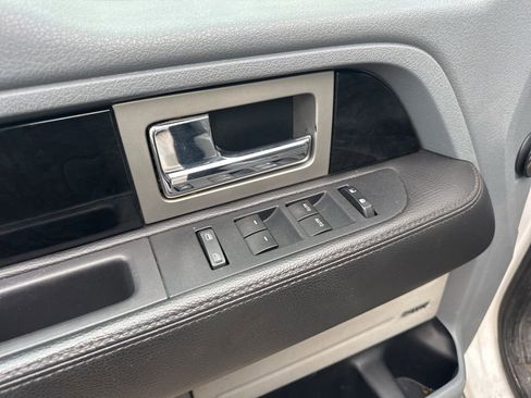 Used 2011 Ford F150 Platinum image 18