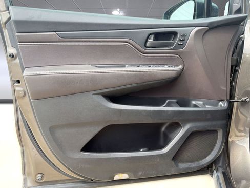 Used 2019 Honda Odyssey EX-L image 19