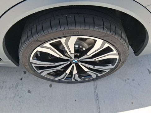 New 2027 BMW X7 xDrive40i w/ Executive Package AWD/4WD image 21