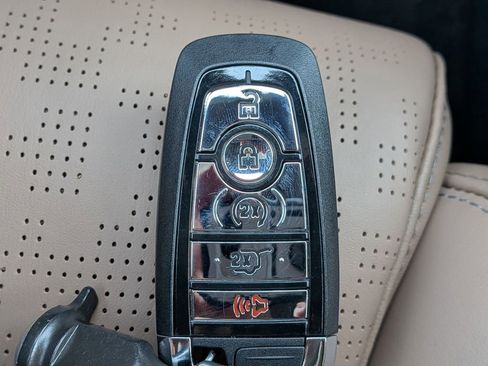 New 2026 Lincoln Navigator Black Label image 34