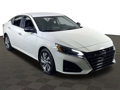 New 2025 Nissan Altima 2.5 S