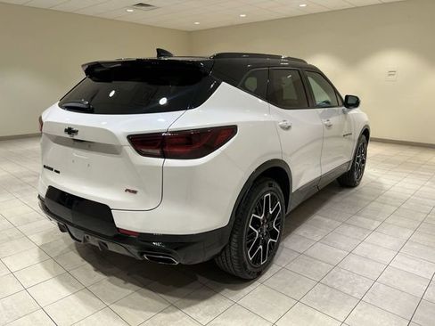 Used 2023 Chevrolet Blazer RS w/ Driver Confidence II Package AWD/4WD image 5