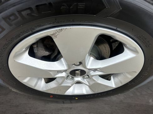 Used 2019 Kia Soul w/ Convenience Package FWD image 16