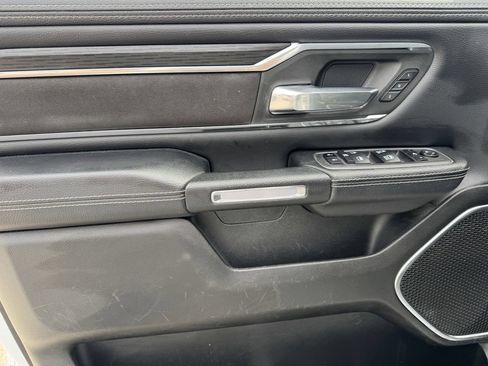 Used 2024 RAM 1500 Laramie AWD/4WD image 21