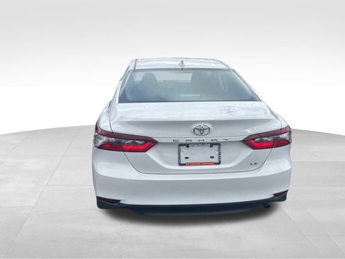 Used 2023 Toyota Camry LE image 4