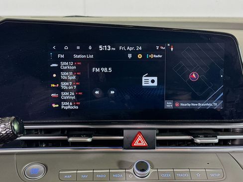 Used 2025 Hyundai Elantra SEL FWD image 21