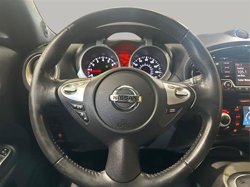 Used 2015 Nissan Juke SV AWD/4WD image 15