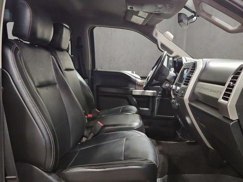 Used 2017 Ford F250 Lariat w/ Chrome Package AWD/4WD image 19