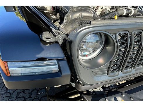 Certified 2024 Jeep Wrangler Unlimited Rubicon 392 image 33