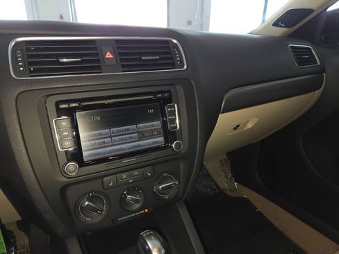 Used 2014 Volkswagen Jetta TDI FWD image 33
