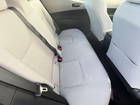 Used 2023 Toyota Corolla Cross L FWD image 32