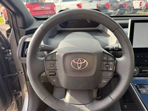 Used 2023 Toyota bZ4X XLE image 8