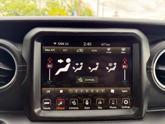 Used 2023 Jeep Wrangler Unlimited Sahara w/ Cold Weather Group AWD/4WD image 37