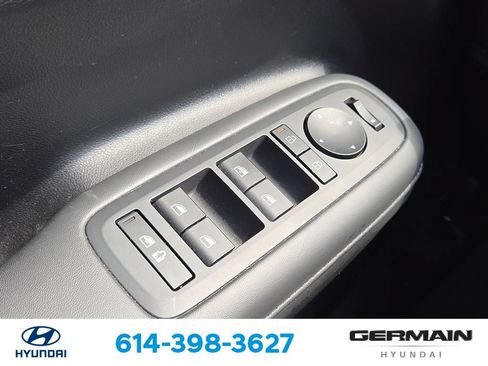 Used 2025 Hyundai Santa Fe SEL AWD/4WD image 26