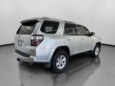 Used 2016 Toyota 4Runner SR5 Premium AWD/4WD image 10