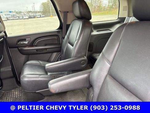 Used 2011 GMC Yukon Denali image 21