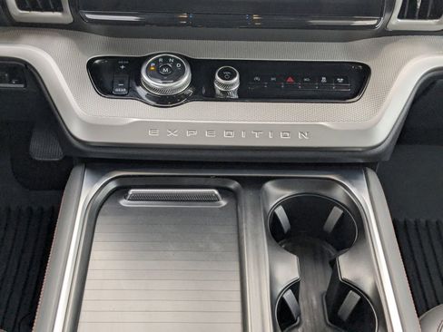 Certified 2025 Ford Expedition Max Active image 22