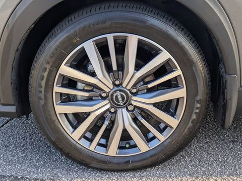 Used 2023 Nissan Kicks SV image 10