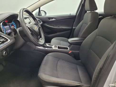 Used 2017 Chevrolet Cruze LS image 17