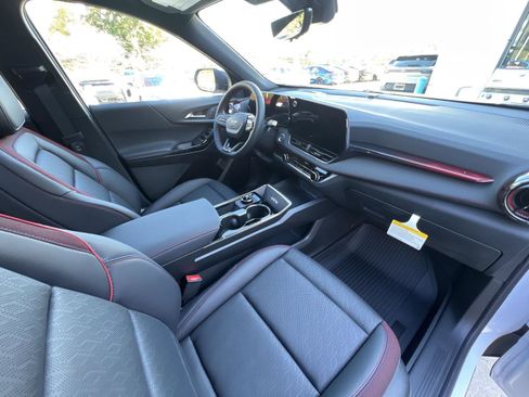 New 2026 Chevrolet Equinox RS w/ Convenience Package III image 32