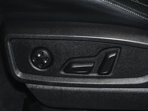 Used 2018 Audi SQ5 Premium Plus w/ Navigation Package image 55