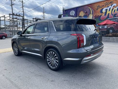 Used 2023 Hyundai Palisade Calligraphy AWD/4WD image 3