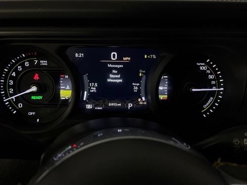 Used 2024 Jeep Wrangler Unlimited Sahara w/ Safety Group AWD/4WD image 17