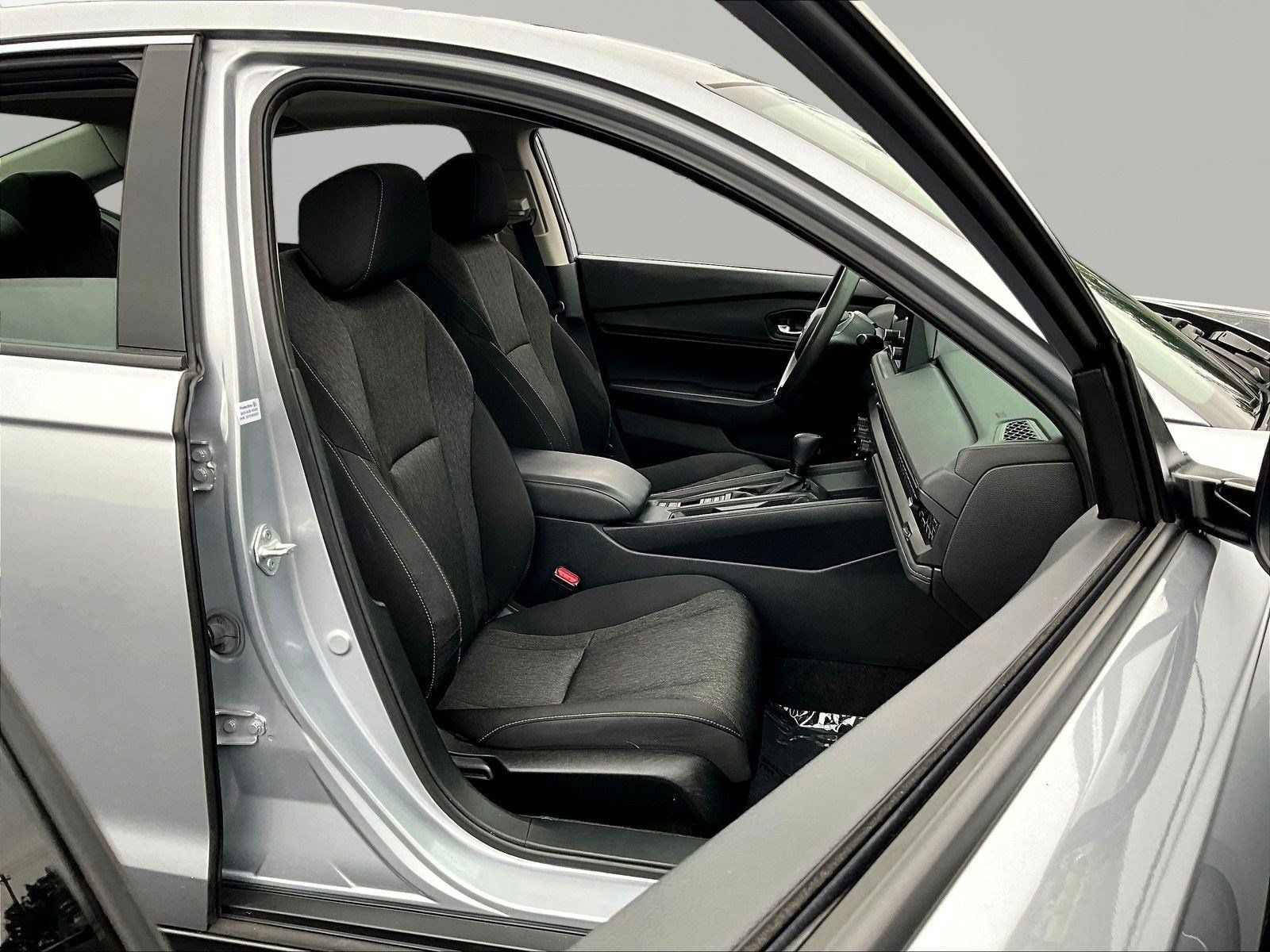 Used 2023 Honda Accord EX image 27