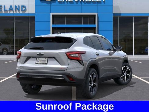 New 2026 Chevrolet Trax RS w/ Sunroof Package image 5