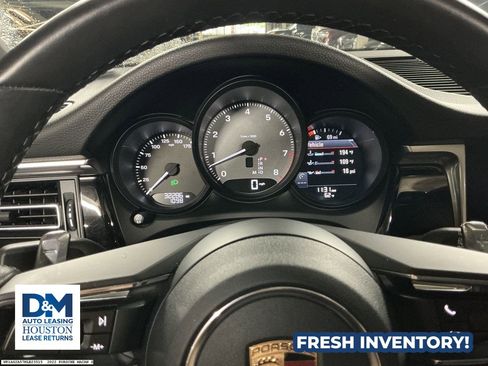 Used 2022 Porsche Macan S image 11