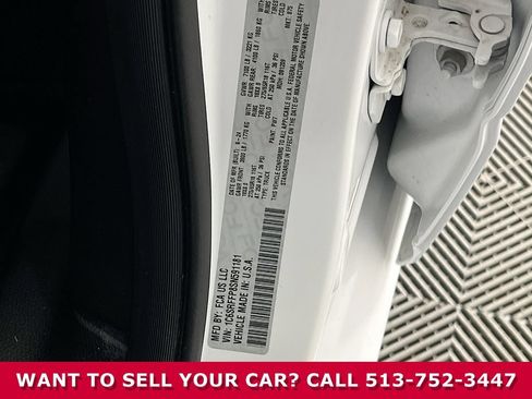 Used 2025 RAM 1500 Big Horn AWD/4WD image 34