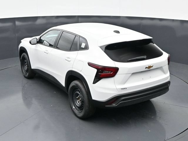 New 2026 Chevrolet Trax LS FWD image 38