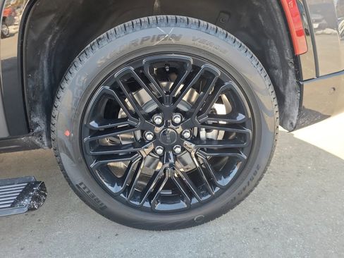 New 2026 Jeep Grand Wagoneer Limited image 22