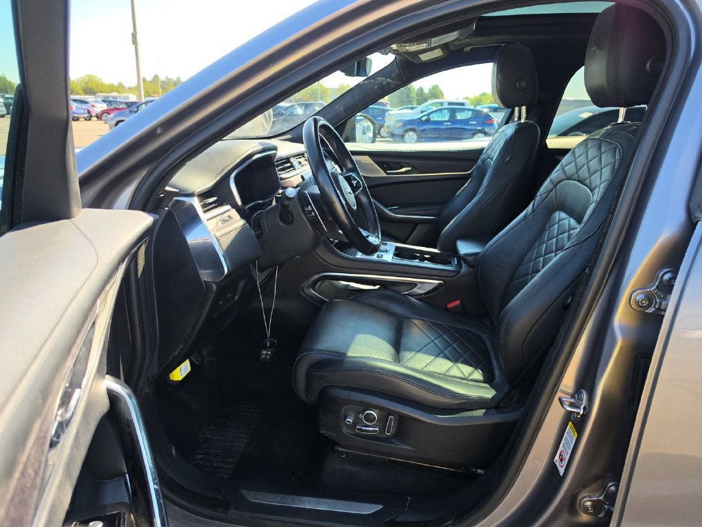Used 2021 Jaguar F-PACE S AWD/4WD image 5