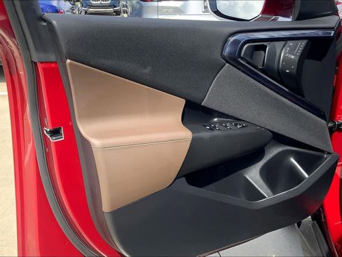 Used 2025 BMW X3 xDrive30i image 25