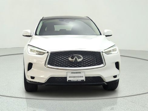Used 2023 INFINITI QX50 Luxe FWD image 2