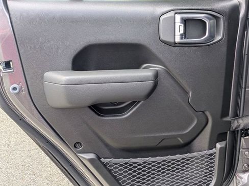 New 2026 Jeep Gladiator Sport image 30