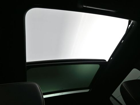 Used 2023 GMC Yukon SLT image 26