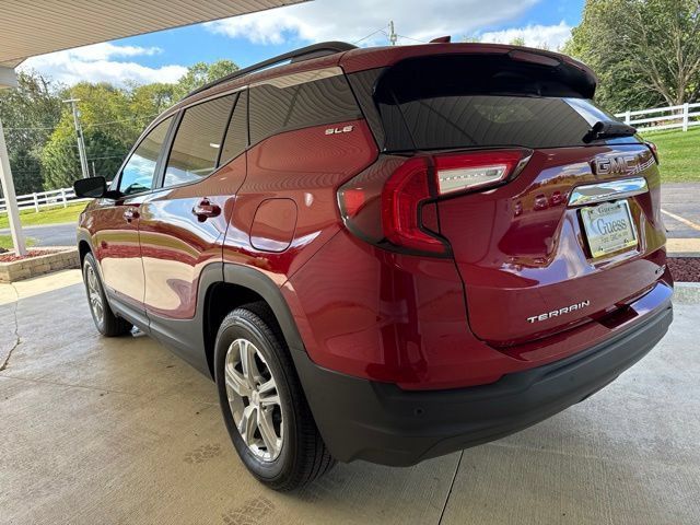Used 2023 GMC Terrain SLE w/ Driver Convenience Package AWD/4WD image 8