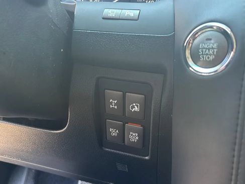 Used 2014 Lexus LX 570 4WD image 18